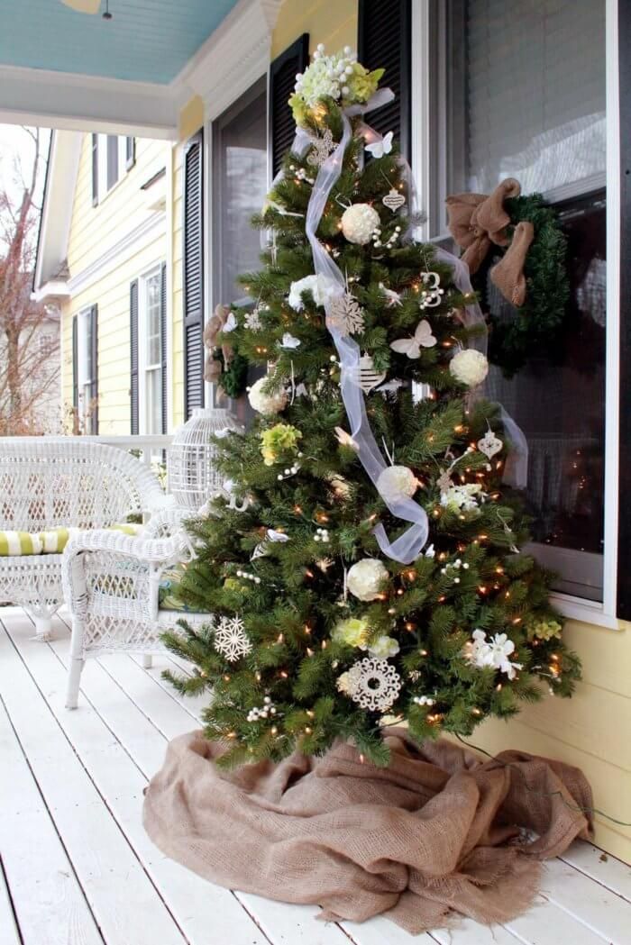 Outdoor Christmas Tree Decoration Ideas